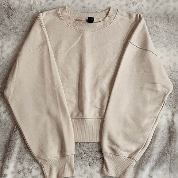 Wild Fable Cropped Sweatshirt - Picture 1 of 2
